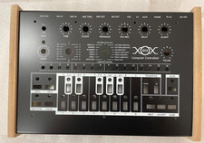 x0xb0x. Roland TB303 Clone case.