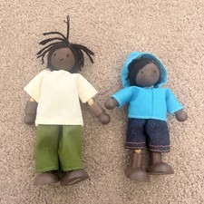 2 x Plan Toys wooden dolls house figures/Family people child adult flexible 