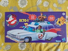 THE REAL GHOSTBUSTERS…ECTO-1 VEHICLE WITH SWIVEL SEAT & GHOST CLAW…NEW & SEALED.