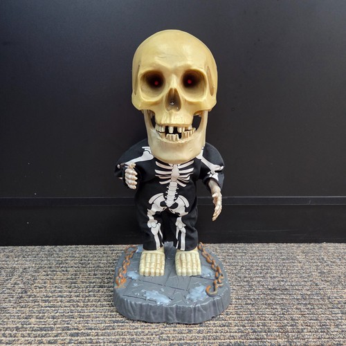 2001 gemmy big head skeleton - 2001,