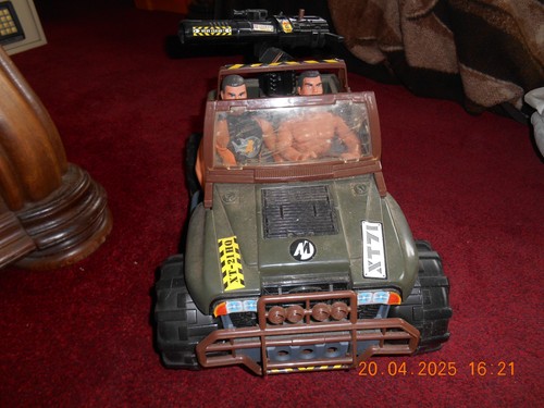 Action man jeep and - , seven