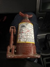 Discovery 2 Bottle Jack KAJ100570 Td5 And V8 Land Rover 1998 To 2004