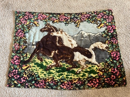 Antique chase horsehair - antique,