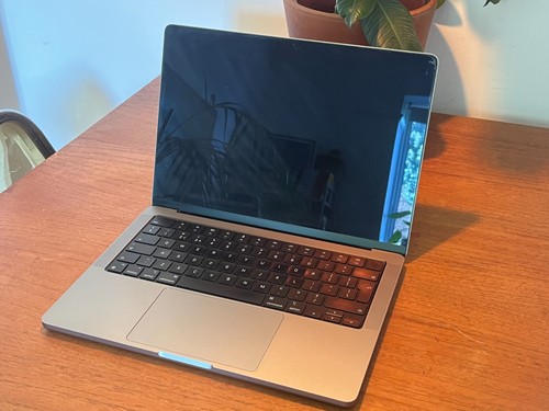 Apple macbook pro - 14", (512gb