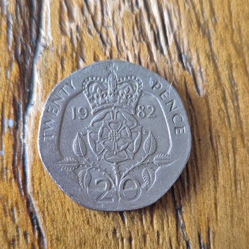 1982 20p twenty - 1982, pence