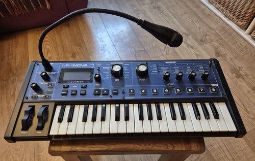 Novation mininova synthesiser - novation,