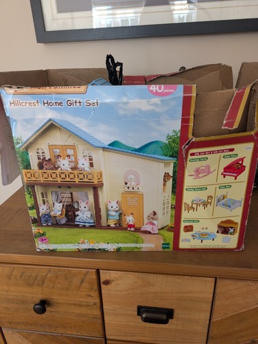Sylvanian families hillcrest - families,