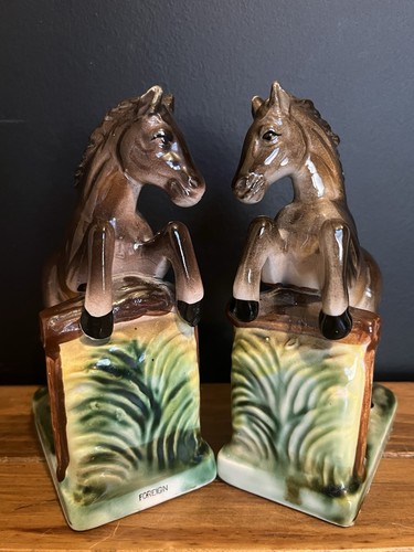 Horse bookends vintage - bookends,