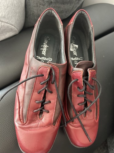 Ladies vintage red sandpiper - vintage,