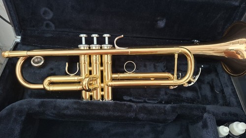 Yamaha ytr4335g trumpet few - yamaha,