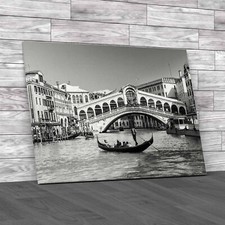 Beauty of Rialto Bridge in Venice Black White Canvas Print Large Picture Wall
