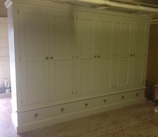 Wardrobe - Painted 6 Door 6