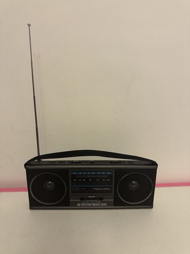 Realistic portable fm - realistic, am/fm
