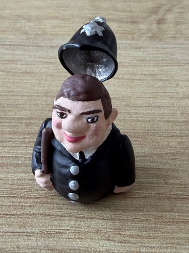 Warwick models policeman bobby - models,
