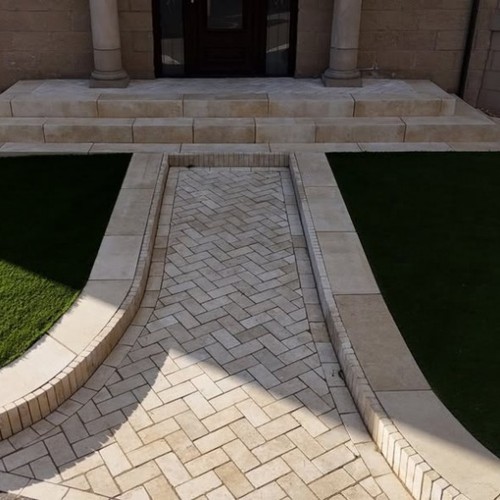 Sahara beige limestone cobbles - beige,