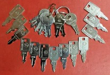 SAMSONITE replacement SUITCASE key SPARE used RARE deleted VINTAGE retro PART