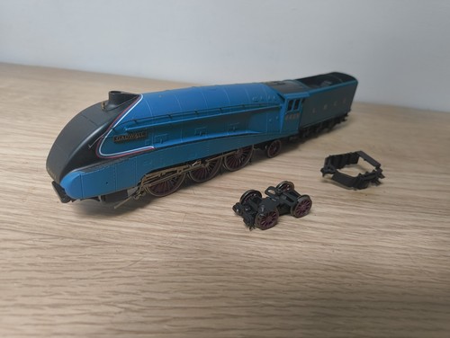Hornby r3285tts class - hornby, 4469