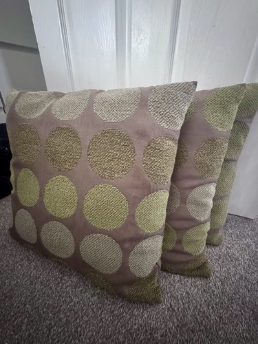 Next green circle cushion - next,