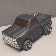 Retro Vintage Pick-Up Truck