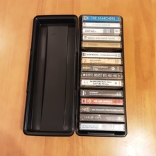 MUSIC CASSETTE JOB LOT. 15 TAPES IN VINTAGE BOX, VARIOUS ARTISTS