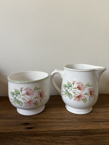 Vintage wade royal victoria - wade,