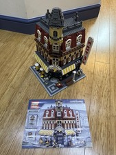 Café Corner Creator Building Blocks 2058PCS w/ 3 Figures (10182) ABS Kit