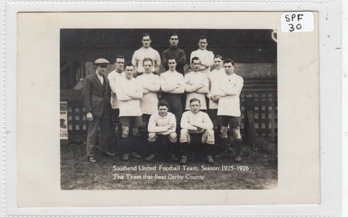 Southend united football team - united,