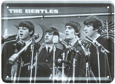 Beatles Souvenir PRESS
