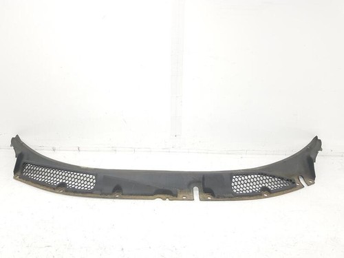 156085704 molding alfa romeo - molding,