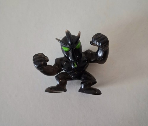 Ben alien mini figure - ben, x