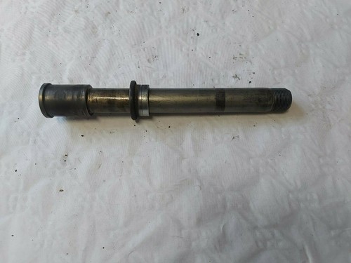 Front wheel axle kawasaki 1100 - front,
