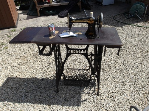 Working vintage treadle - vintage,