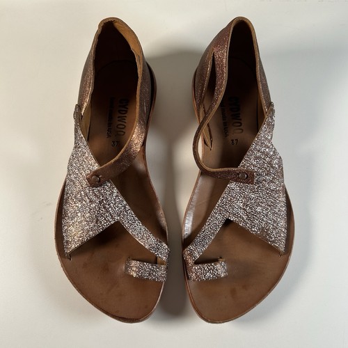 324 cydwoq voter sandal in - voter,