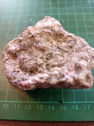 Cherrycake garnet crystals - cherrycake,