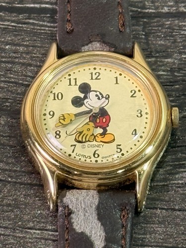 Pre owned vintage lorus - vintage, disney
