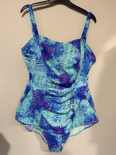 Ladies size swimsuit - ladies, 22
