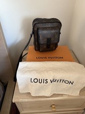 LOUIS VUITTON Christopher