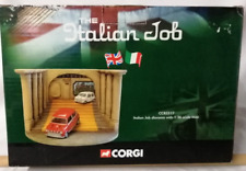 Corgi - 'THE ITALIAN JOB' - CC82217 - Italian Job Diorama with 1:36 Scale Mini.