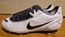 Mens Boys Nike total 90 T90