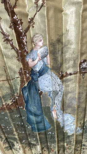 Important painted silk fan - silk,