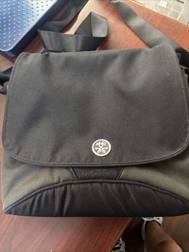 Crumpler the skivvy messenger - crumpler,
