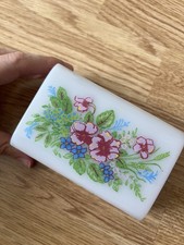 VINTAGE TRINKET BOX Pink Plastic HONG KONG Hinged Brass Painted FLOWERS