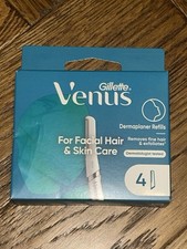 Gillette Venus Dermaplaning