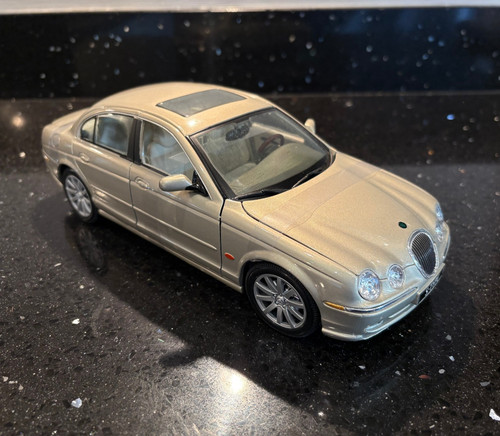 Jaguar type 1999 - s, maisto