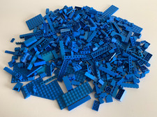 LEGO LARGE LOT OF BLUE LEGO  MAINLY VINTAGE , ANGLES, BRICKS BASES  ETC.