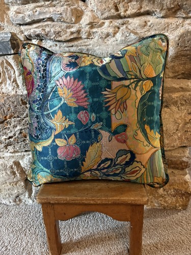 Handmade designer cushion - designer, in