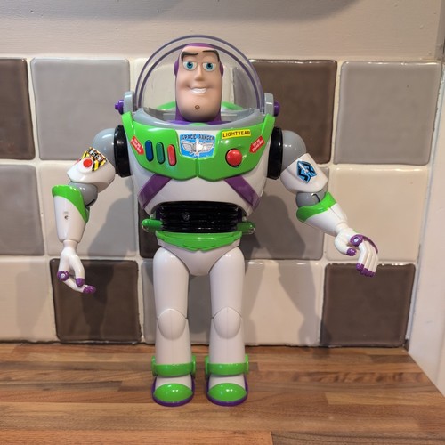 Buzz lightyear toy story - buzz,