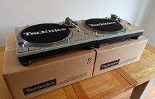Technics SL-1200 MK2 PAIR Mint