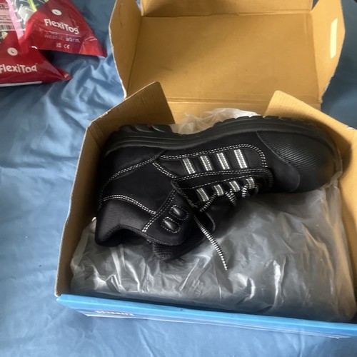 Safety boots black - safety,