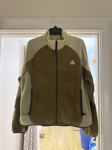Nike acg wolf - nike, tree